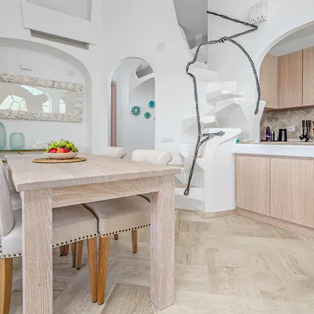Appartement La Perla di sherden- By And Service *
